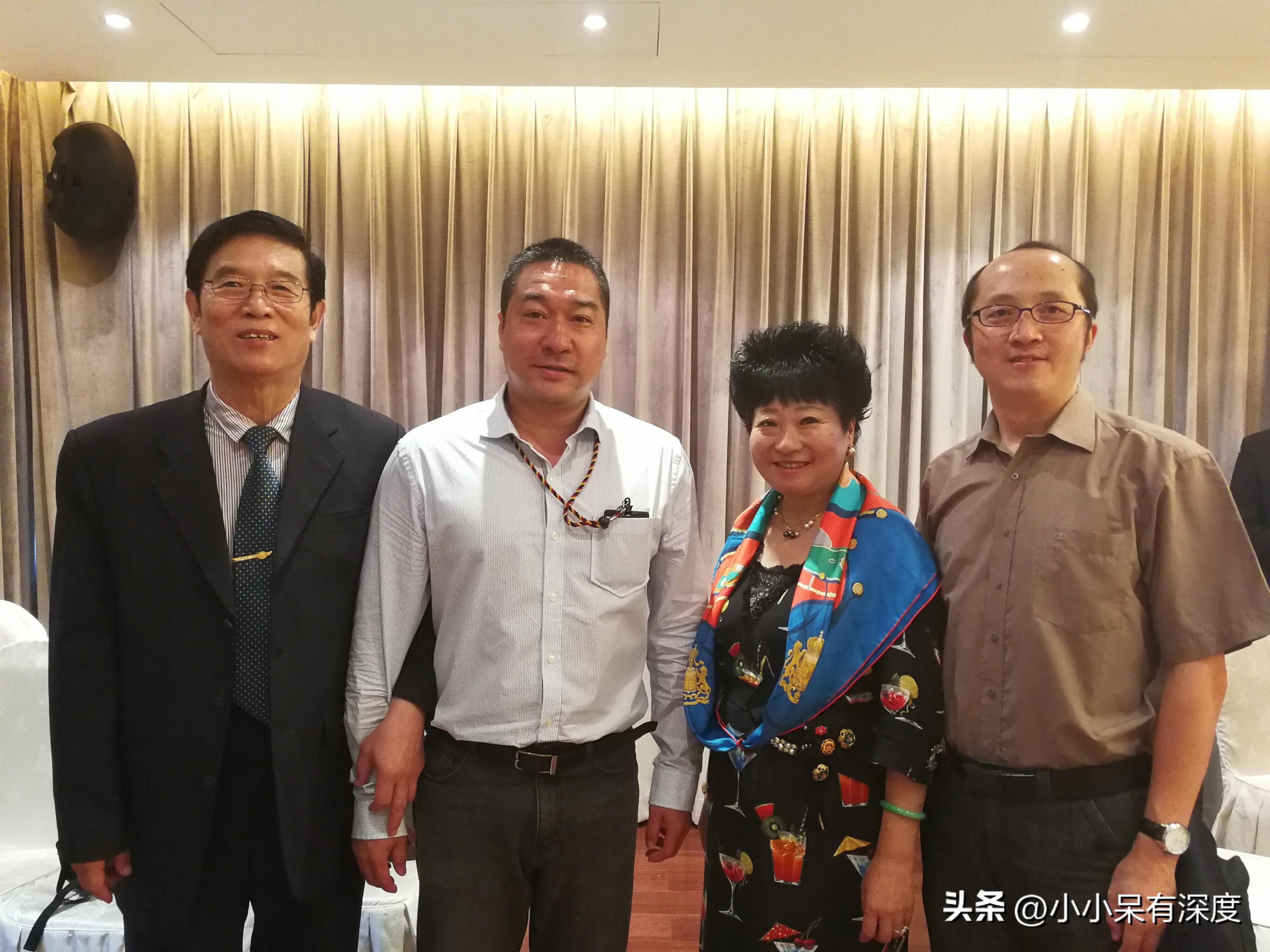 凤凰军事观察室，全球军事热点深度解析，引领军事观察新趋势