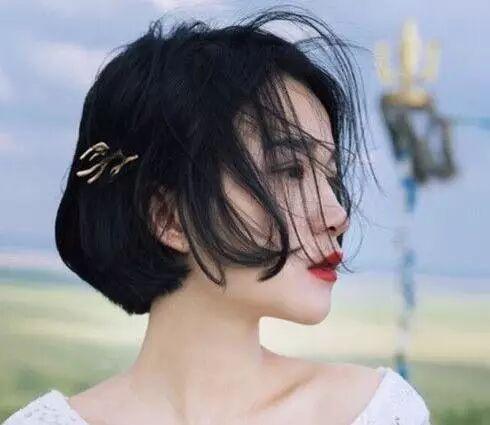 最新时尚发型潮流，探索女性短发图片 2019最新款发型设计