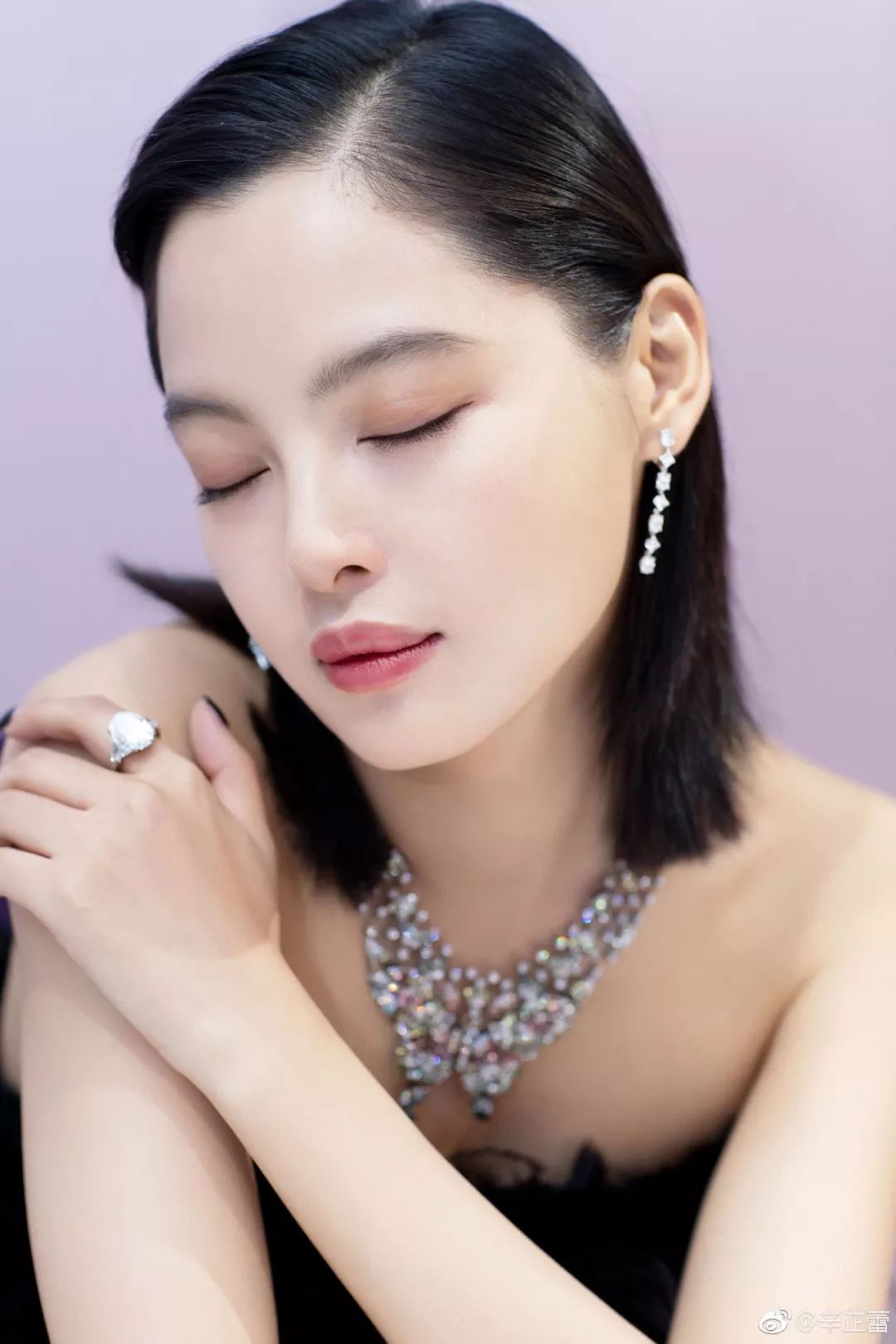 辛芷蕾最新发型，引领时尚潮流的新标杆