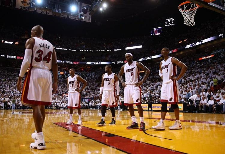 NBA 2K13最新名单，篮球巨星在游戏舞台上闪耀亮相
