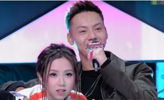 最新流行歌曲，引领潮流之声，激发情感共鸣的旋律