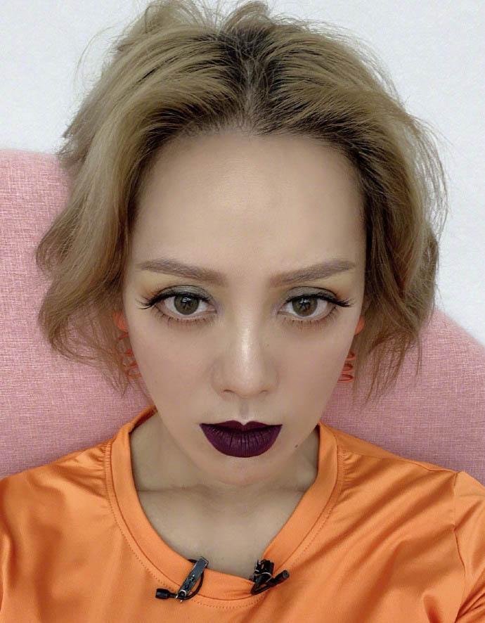 探索时尚美妆新境界，口红最新涂法指南