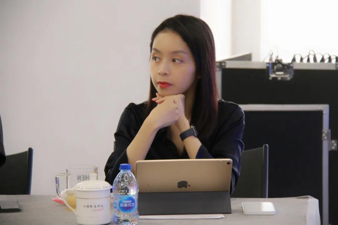 浦东繁荣发展的脉搏与未来展望，最新新闻报道及分析