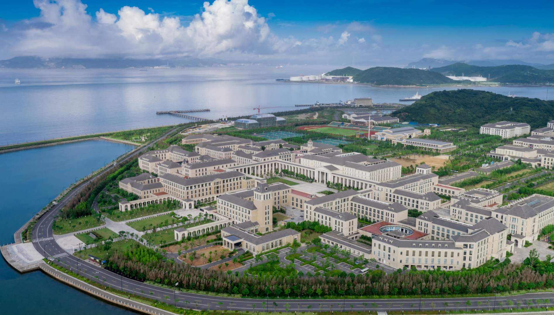 浙江大学创新科研引领未来教育潮流的最新动态