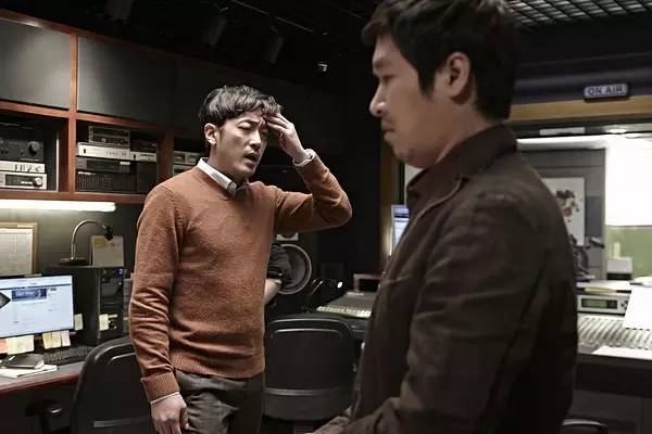 韩国电影探索光影艺术的无尽魅力，2016最新力作展示