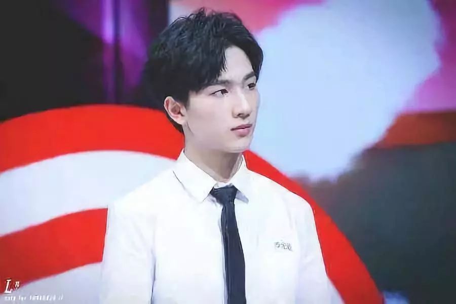 李宏毅最新动态揭秘，科技领域的璀璨新星闪耀未来